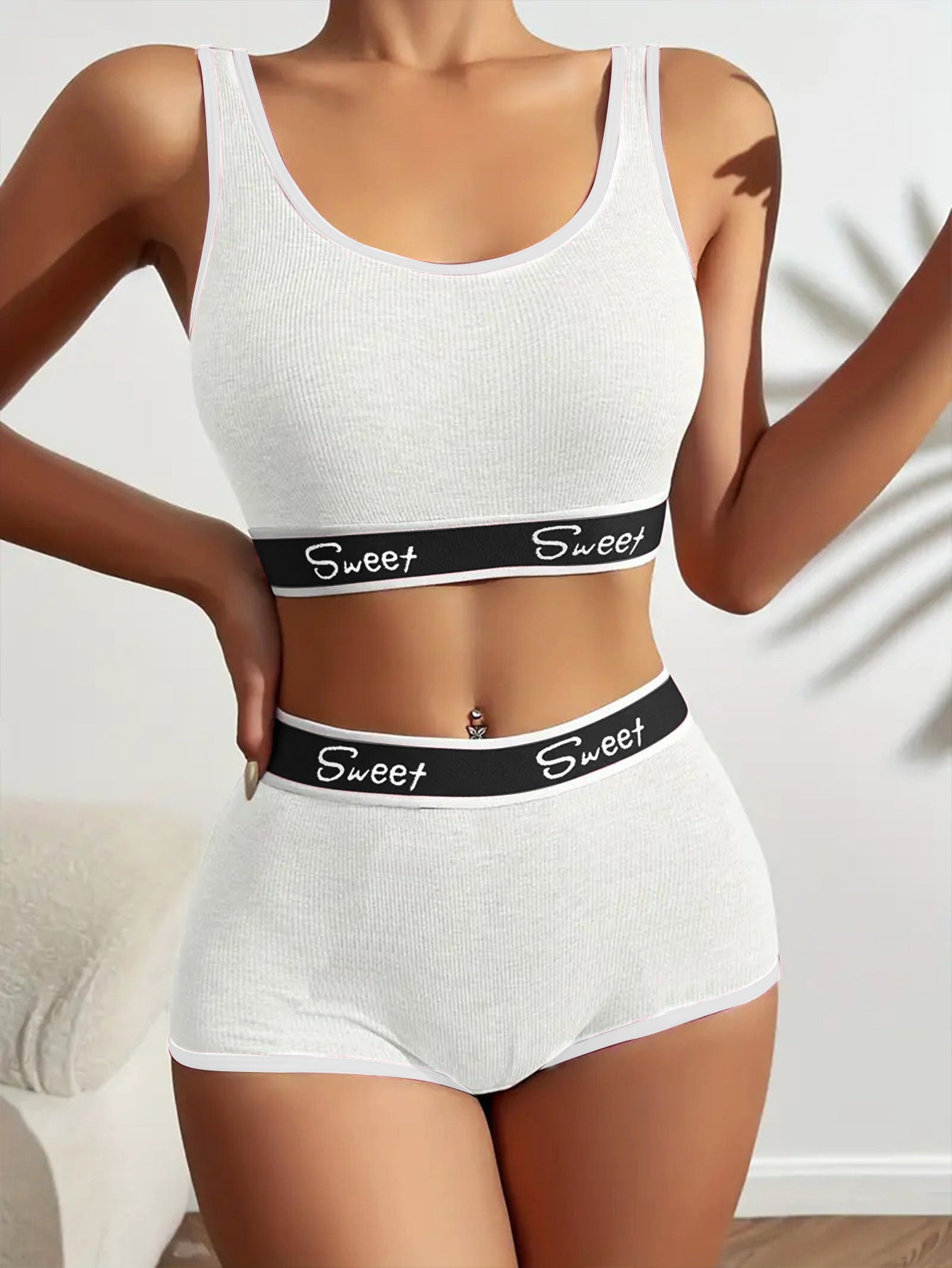 Sporty-chic 2-piece womens' underwear set